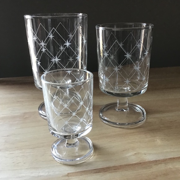 Vintage MCM Barware Set of 12 Glasses - Picture 2 of 3